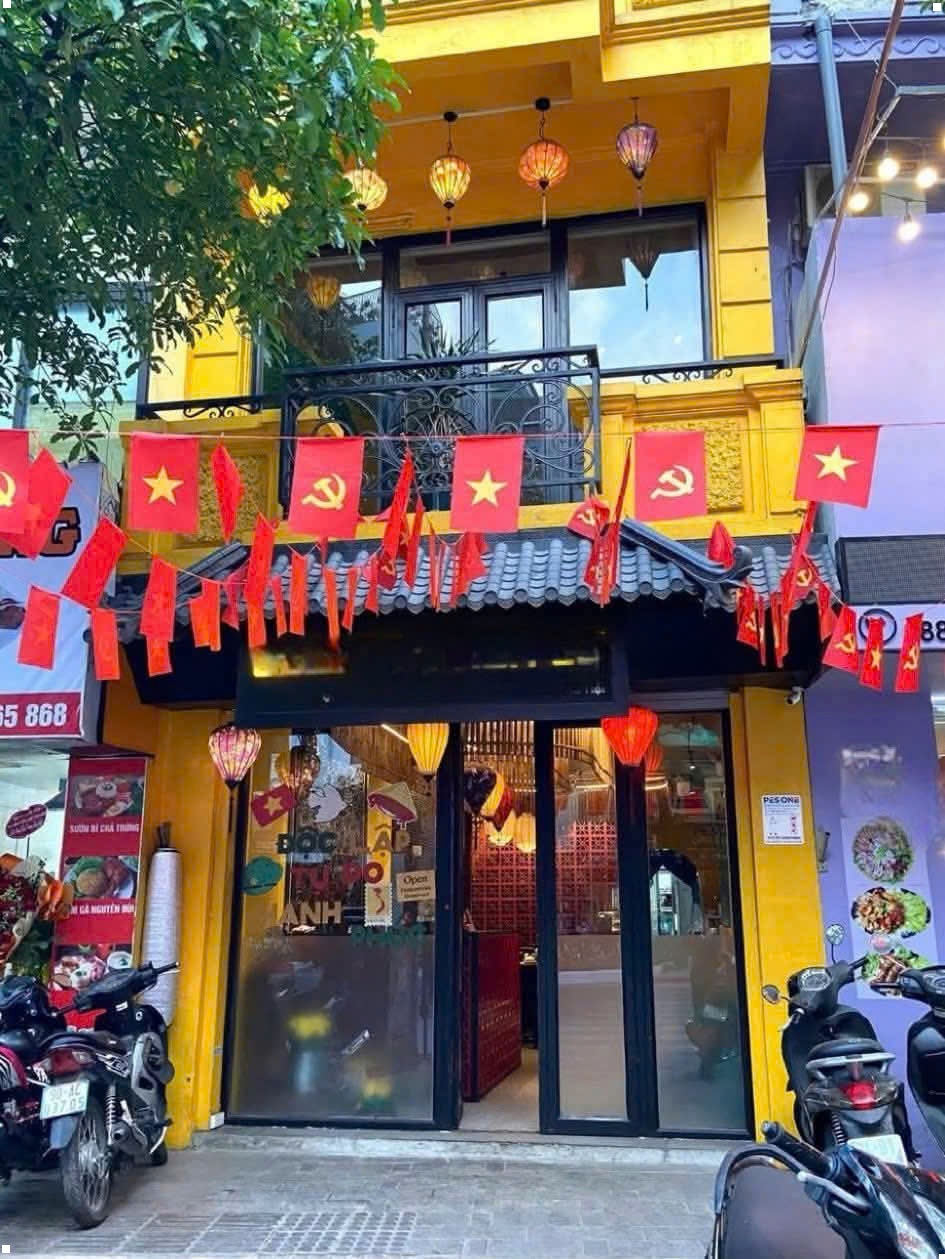 CHO THUÊ NHÀ PHỐ HOÀNG CẦU ĐỐNG ĐA HÀ NỘI Diện tích: 150m Mặt tiền: 5m