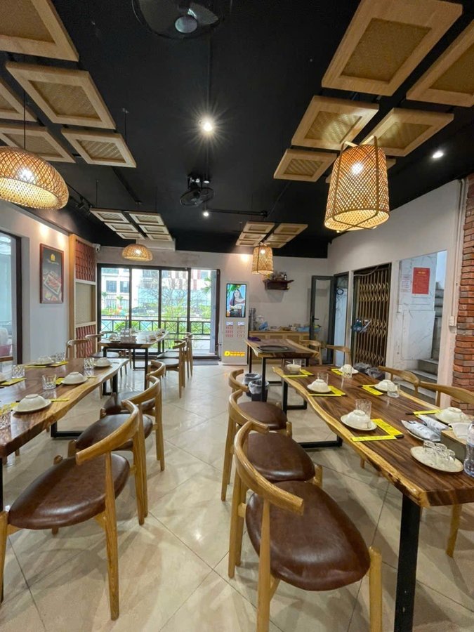 Bán Nhà Mặt Phố Trần Kim Xuyến. Cầu Giấy. Ô Tô. Vỉa Hè. DT 153m2. MT 8.7m. 5 Tầng. Giá 115 Tỷ