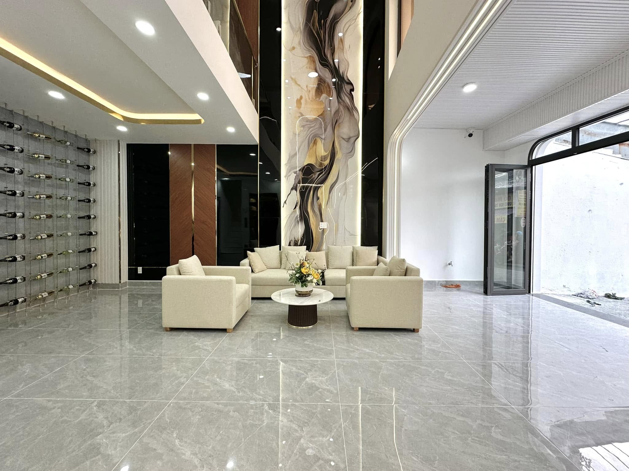 PHÂN LÔ CỰC VIP VINADIC,VỈA HÈ, OTO TRÁNH, Ô CHỜ THANG MÁY,DT:70Mx5T,MT:5m,16ty