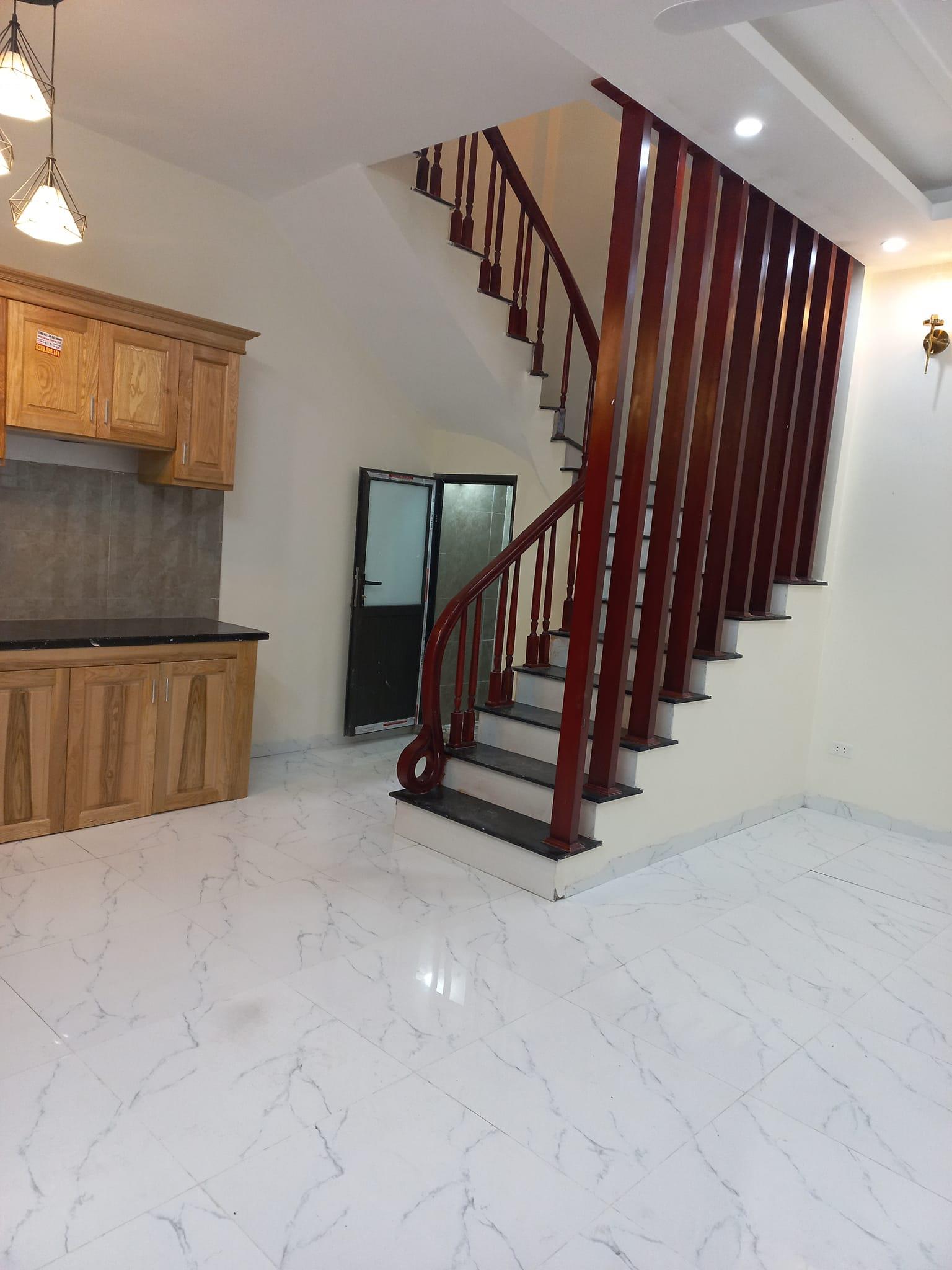 BÁN NHÀ VŨ XUÂN THIỀU -- 4 TẦNG MỚI - GẦN KHU ẨM THỰC SÀI ĐỒNG - SỔ ĐỎ CHÍNH CHỦ -- NHỈNH 5TỶ