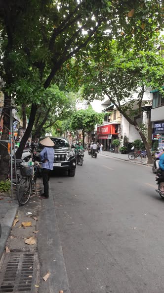 800Tr/m2 Mặt Phố Hàng Bông 150M2 1 Sổ 1 Chủ Sổ Vuông Đoạn Gần Hàng Da