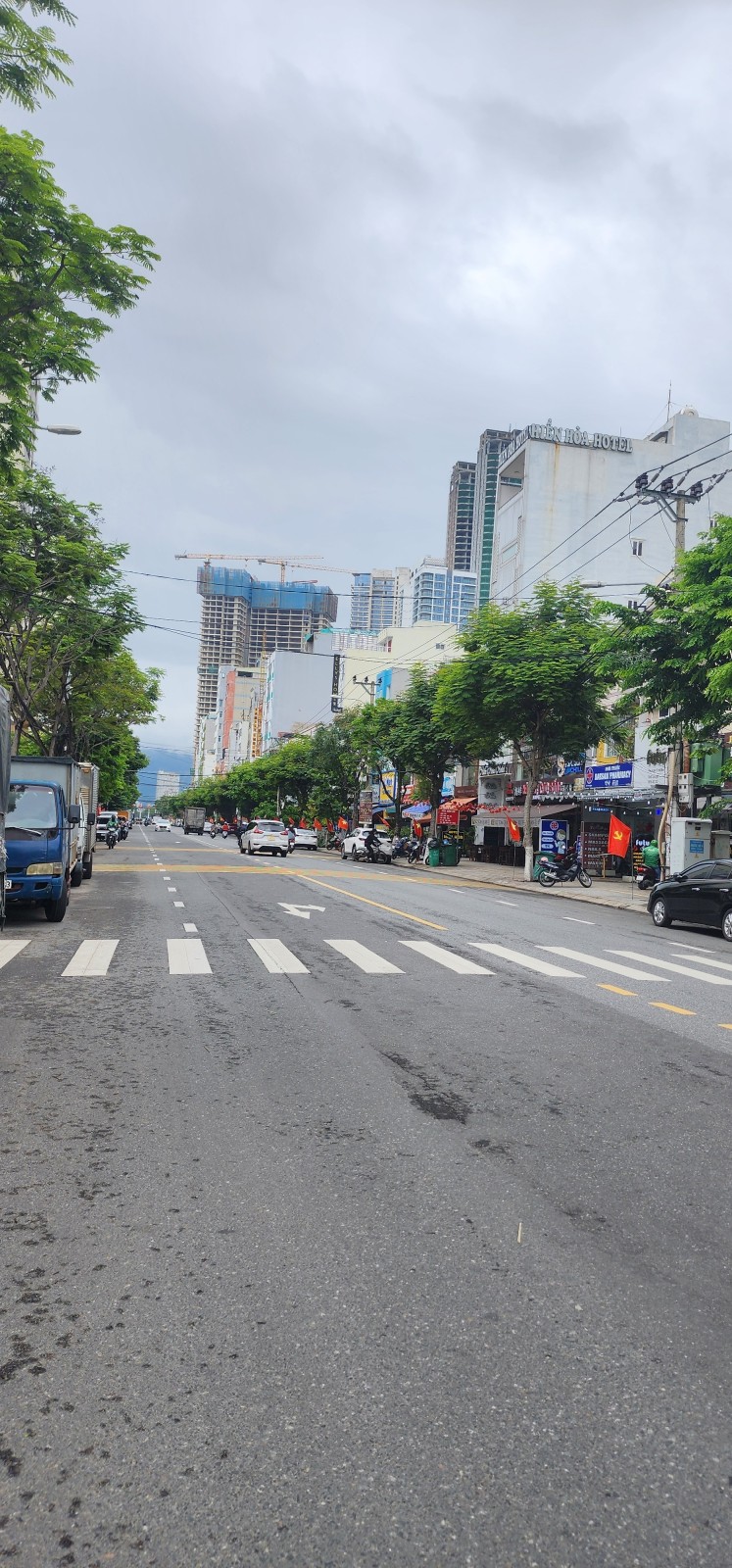 Bán nhà Dương Đình Nghệ 197m2 mặt tiền 15m giá 33.5 tỷ gần biển Mỹ Khê