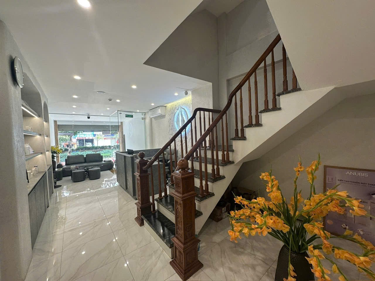 ️ MẶT PHỐ NGUYỄN XIỂN – THANH XUÂN – 10 TẦNG THANG MÁY – FULL NỘI THẤT – KINH DOANH SPA – VỈA HÈ RỘNG
