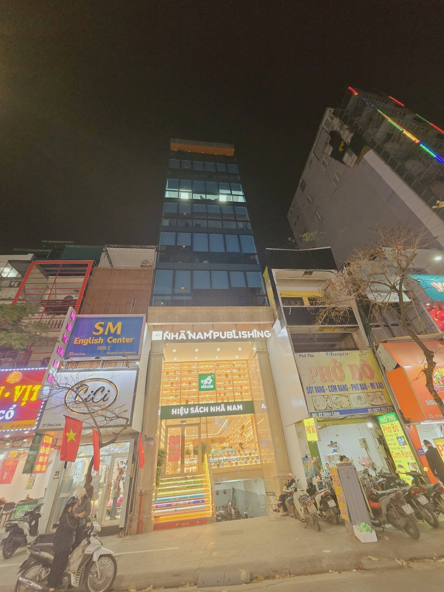 BÁN TÒA NHÀ MẶT PHỐ CHÙA LÁNG. 120M2 - 9 TẦNG. THANG MÁY. THÔNG SÀN