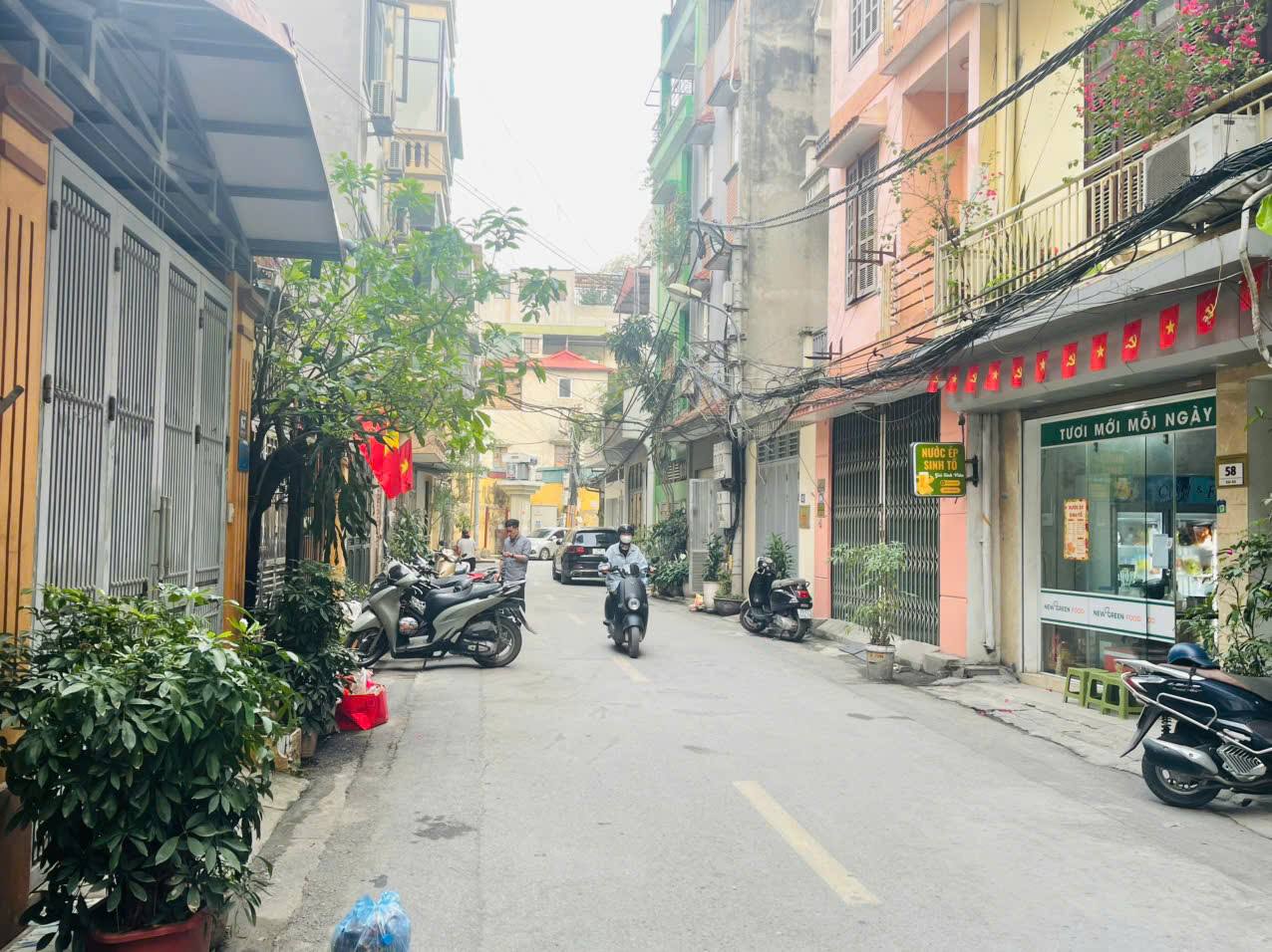 BÁN TÒA NHÀ MẶT PHỐ ĐẠI AN. HÀ ĐÔNG. 10 TẦNG. THANG MÁY. GARA Ô TÔ.