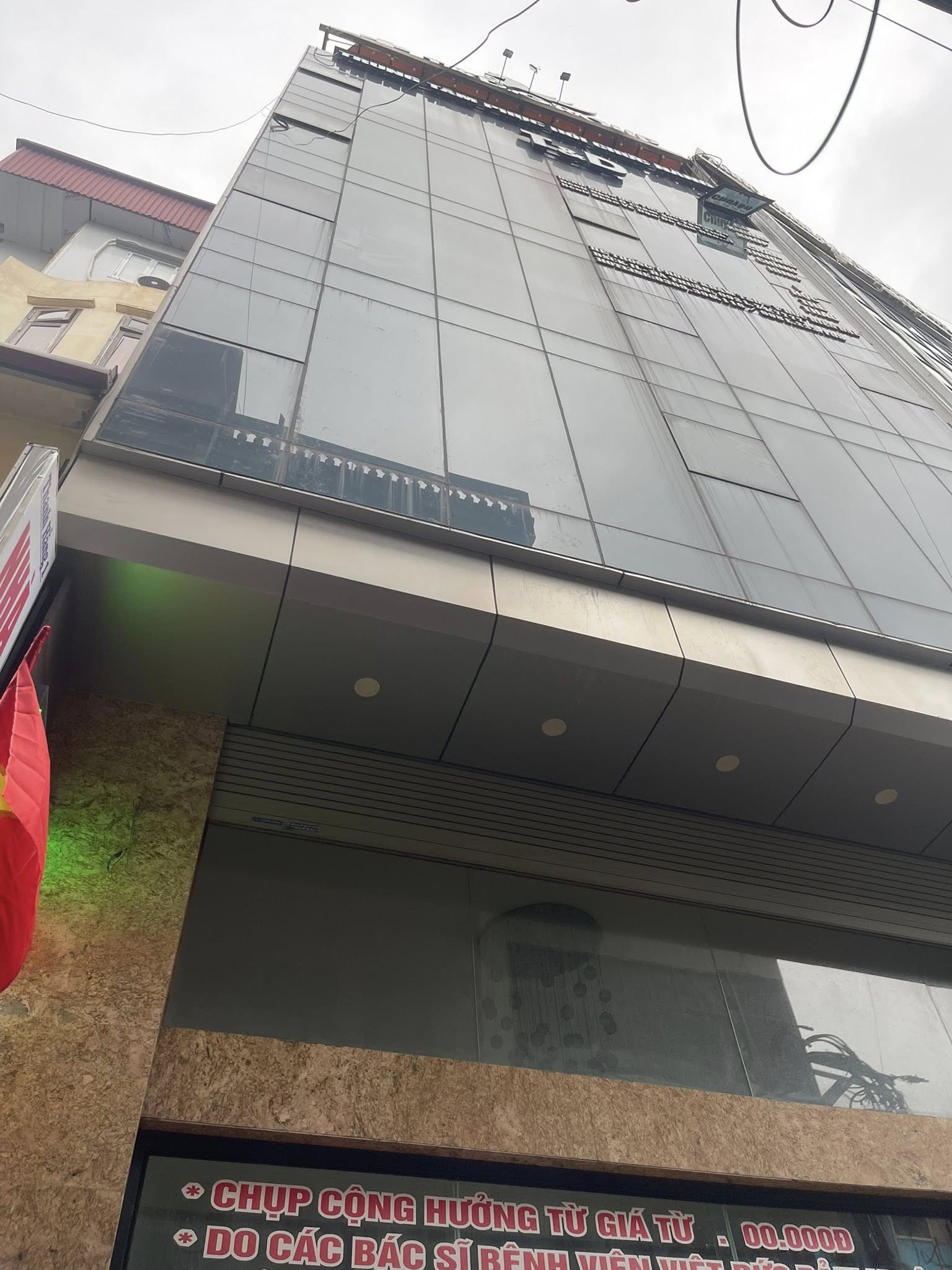 BÁN TÒA NHÀ ĐƯỜNG LÊ THANH NGHỊ. 150M2 - 7 TẦNG. THANG MÁY. MT 10M.