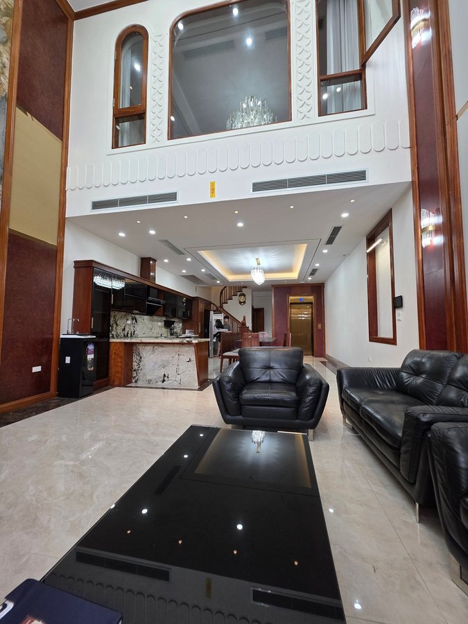 BÁN NHÀ BỒ ĐỀ, LONG BIÊN,FUL NỘI THẤT, Ô TÔ ĐỖ CỬA, THANG MÁY , 101m2x 8 TẦNG, MT 6m, GIÁ 45,5 TỶ