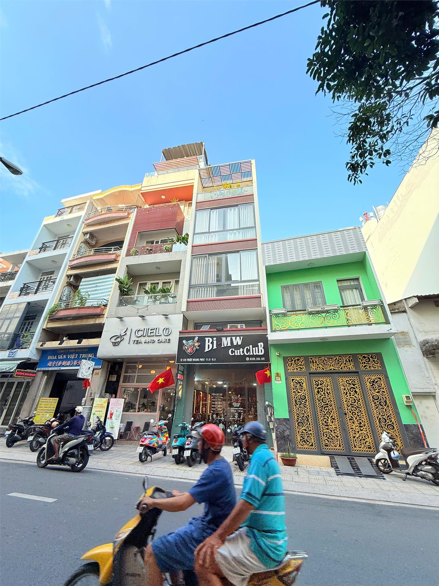 Bán Nhà đẹp Quận 5 Mặt Tiền Triệu Quang Phục (4X14,5m) 4 Lầu Mới Đẹp ,Xíu 18 Tỷ