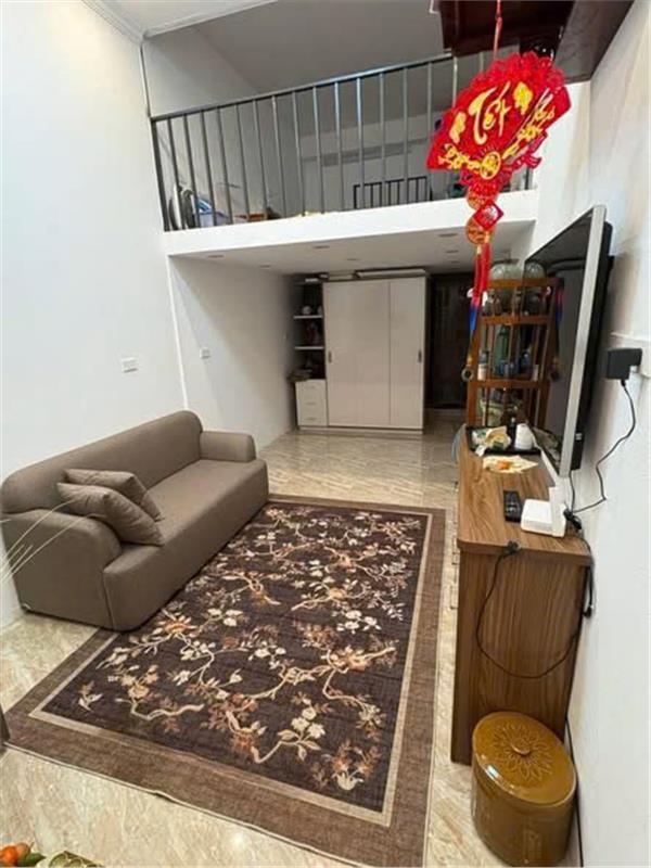 Chính chủ e bán gấp căn hộ tầng 2 phố Hàng Chuối - Trung tâm Phố Cổ - Hà Nội