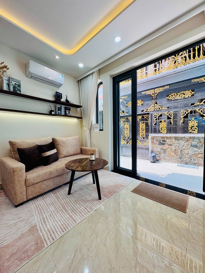 BÁN NHÀ NAM KỲ KHỞI NGHĨA QUẬN 3 – HẺM ĐẸP – 25M² – 3 TẦNG – SÁT MT – Ở NGAY – GIÁ 5,25 TỶ