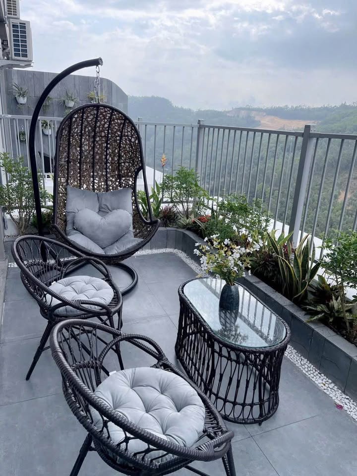 Chính chủ bán căn Duplex 2 tầng 3pn 96,5m chung cư Dragon Castle Bãi Cháy, Hạ Long. Ngay cạnh TTTM Aeon Mall Cái Lân.