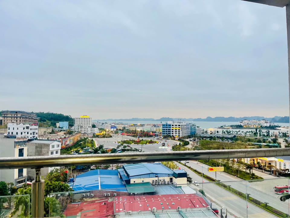 Chính chủ Bán căn 3PN 102m2 View Biển toà C chung cư Newlife mặt Đường trung tâm Du lịch Bãi Cháy, Hạ Long.