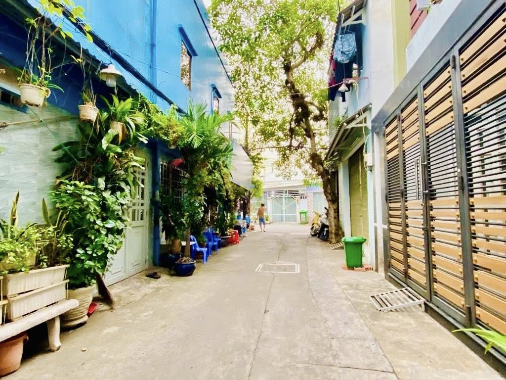NGAY AEON TÂN PHÚ GẦN ĐH CÔNG THƯƠNG HẺM XE TẢI 64M2 – SẴN DÒNG TIỀN CHỈ 5.X