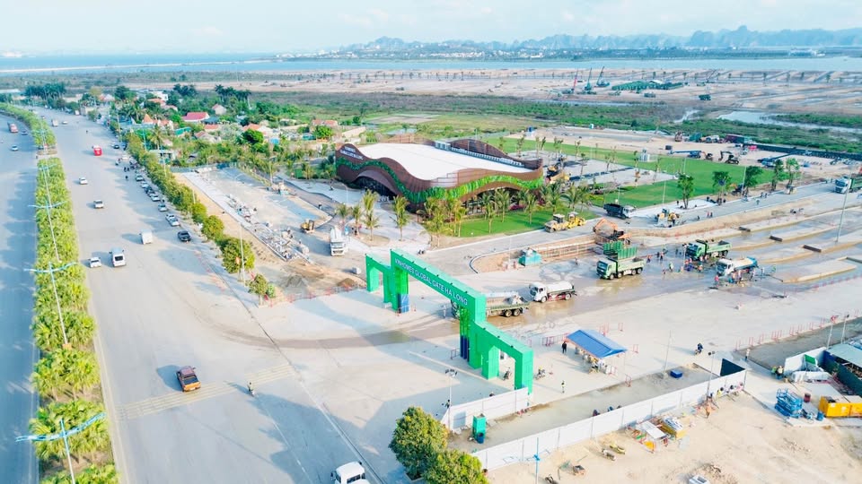 Sở hữu Quỹ căn liền kề siêu đẹp 60m mặt tiền 5m đầu tiên tại Vinhomes Hạ Long Xanh (Vinhomes Global Gate).