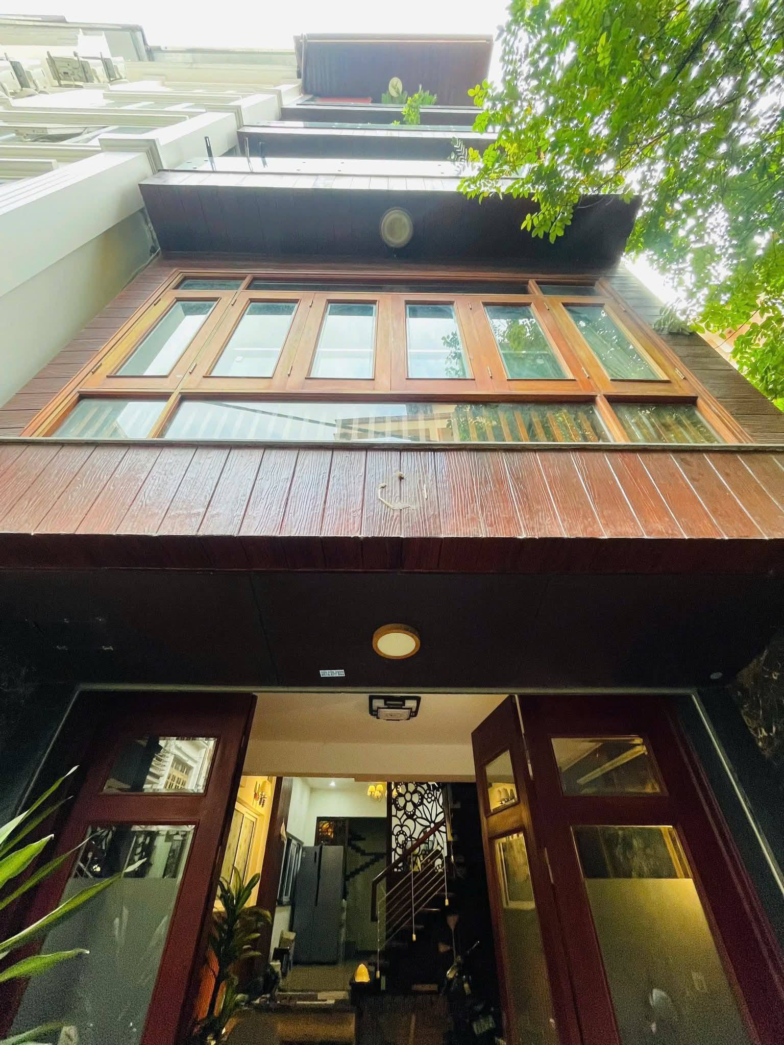 Thụy Khuê – Bán nhà 6Tầng 50m² MT 4.2m – Giá chào hơn 18 Tỷ Tây Hồ