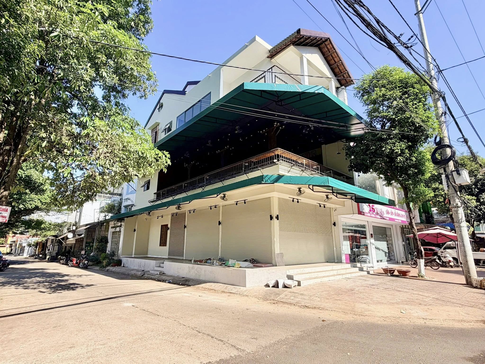 NHÀ 2 MẶT TIỀN HÙNG VƯƠNG - KINH DOANH ĐỈNH - NGAY CHỢ QUẢNG PHÚ
