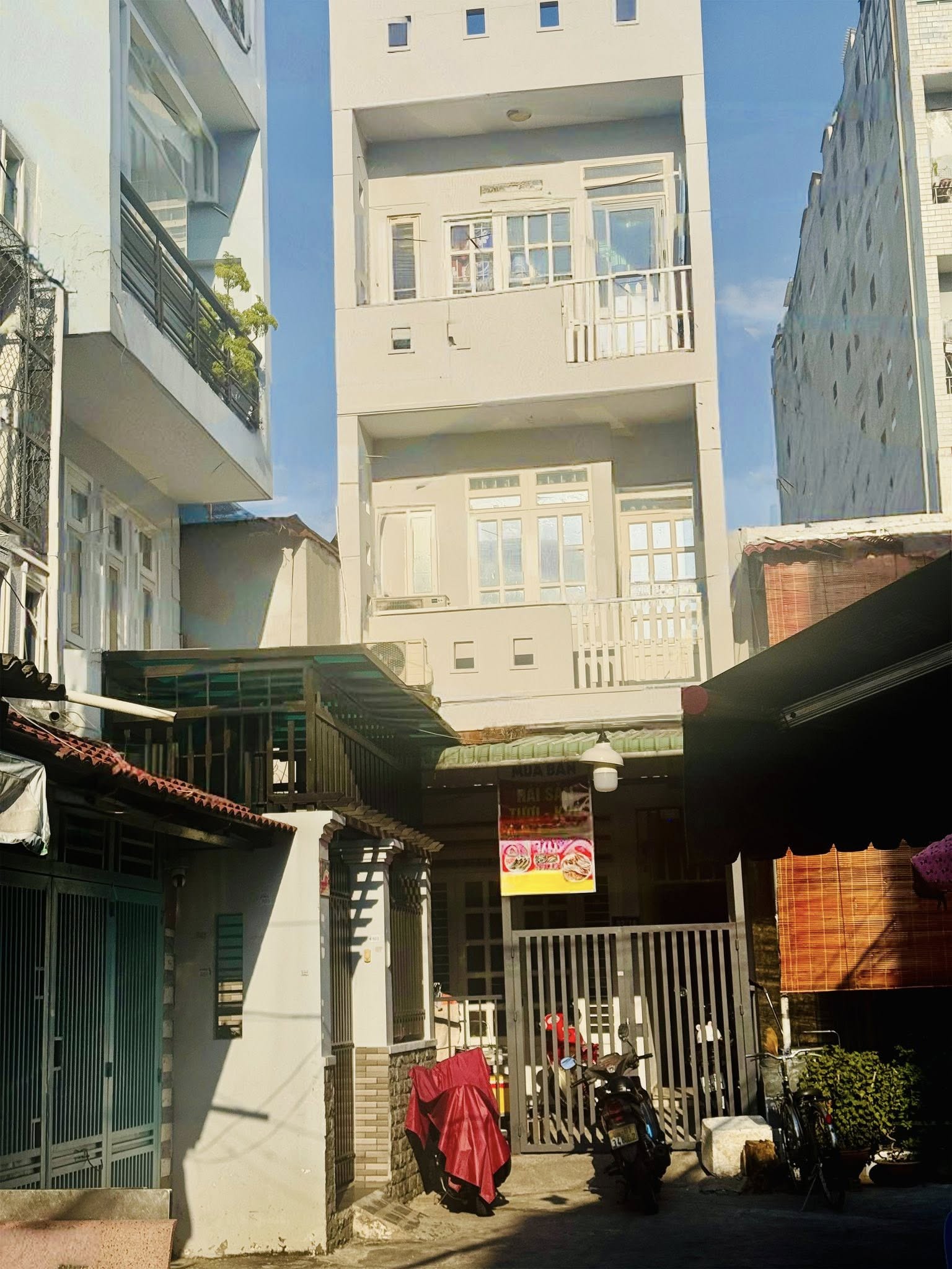 BÁN NHÀ TÂN HƯƠNG 2 MẶT HXH 80M2 3 TẦNG 5PN CÓ DÒNG TIỀN CHỈ 8 TL
