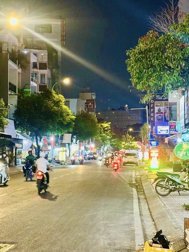 TRUNG TÂM TÂN PHÚ MẶT TIỀN TÂN SƠN NHÌ SẴN DÒNG TIỀN 2 TẦNG 83M2 12.X