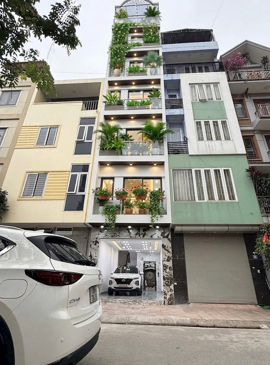 NHÀ CÓ VỈA HÈ, Ô TÔ TRÁNH, KINH DOANH PHÂN LÔ CỔ LINH, LONG BIÊN 40M2, 7T - 1X TỶ