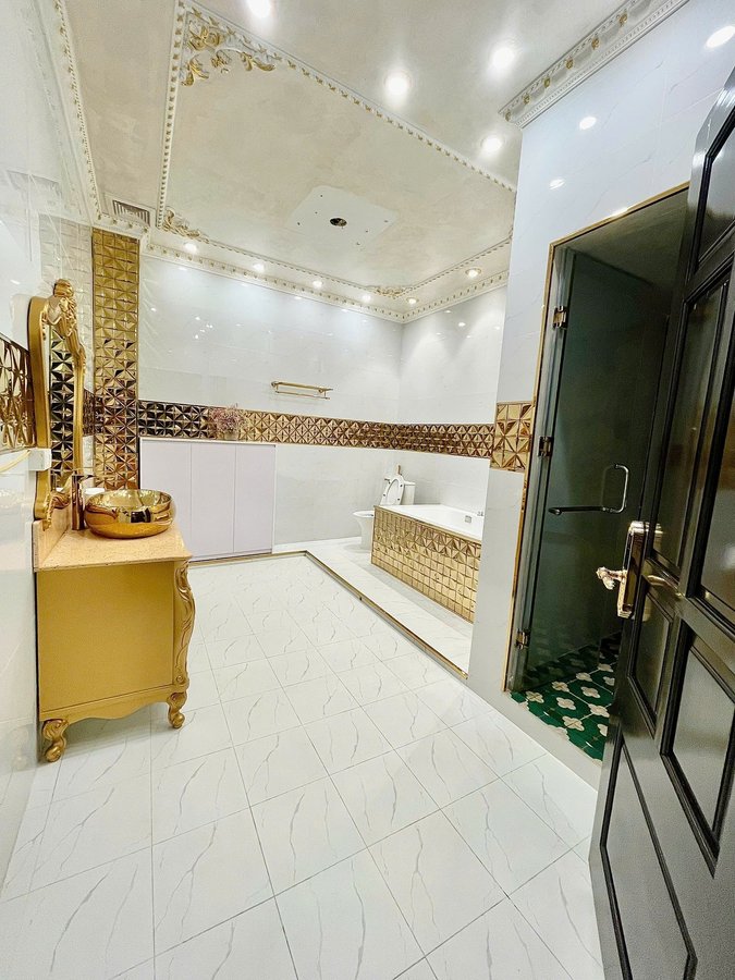 Bán Nhà Mặt Phố Mai Anh Tuấn. Đống Đa. Thang Máy. Ô Tô. Vỉa Hè. DT 43m2. Giá 29.8 Tỷ