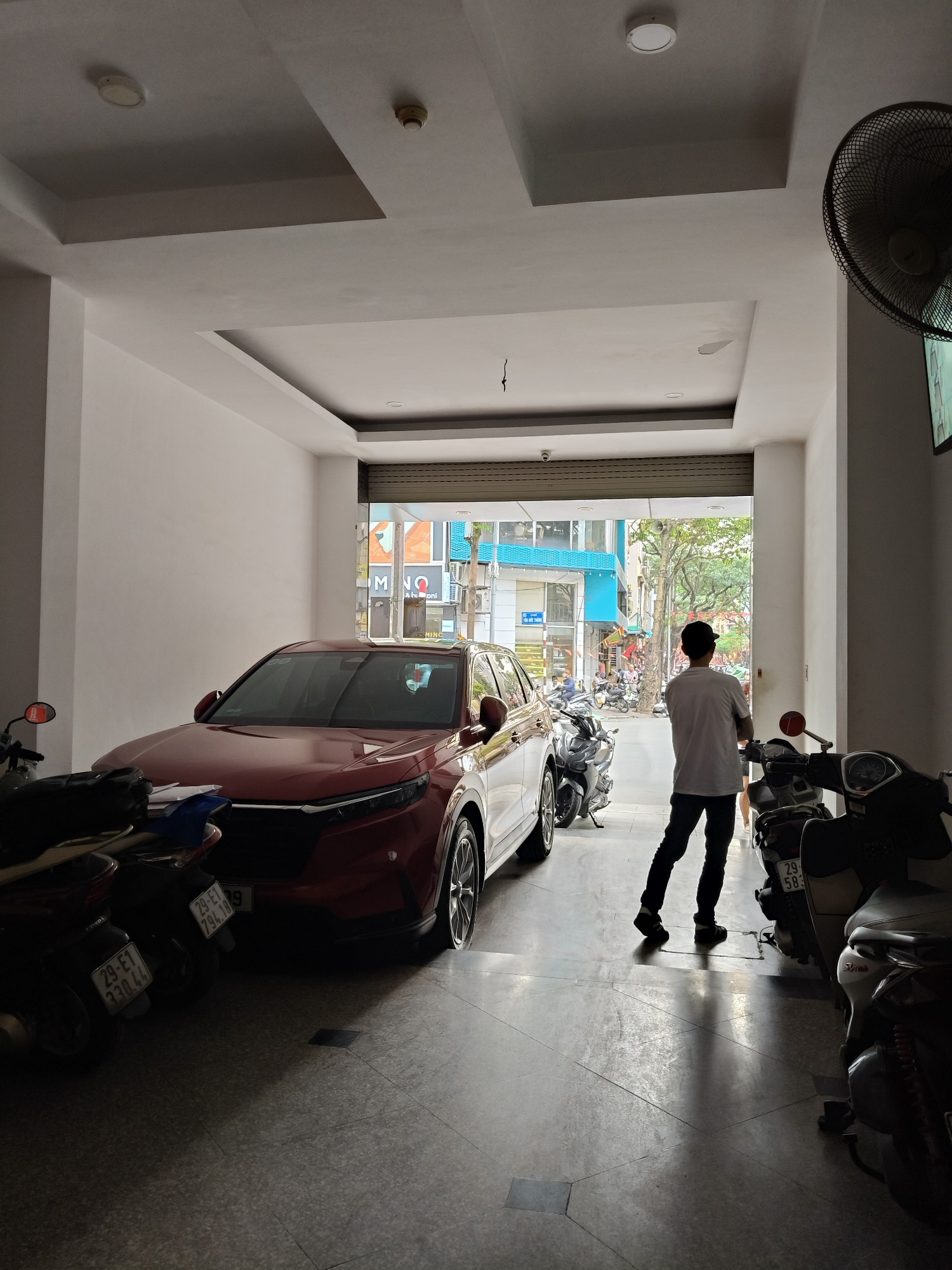 ️ MẶT PHỐ TÔN ĐỨC THẮNG – ĐỐNG ĐA – 10 TẦNG THANG MÁY – DÒNG TIỀN ~2.4 TỶ/NĂM – TÀI SẢN LÕI TRUNG TÂM