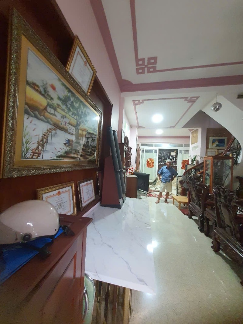 Bán Biệt Thự đường số 13, Phường An Khánh, Q2, Thủ Đức, TP HCM. DT 210m2, 3 tầng, 4PN, Sổ Hồng, Giá 25.9 Tỷ