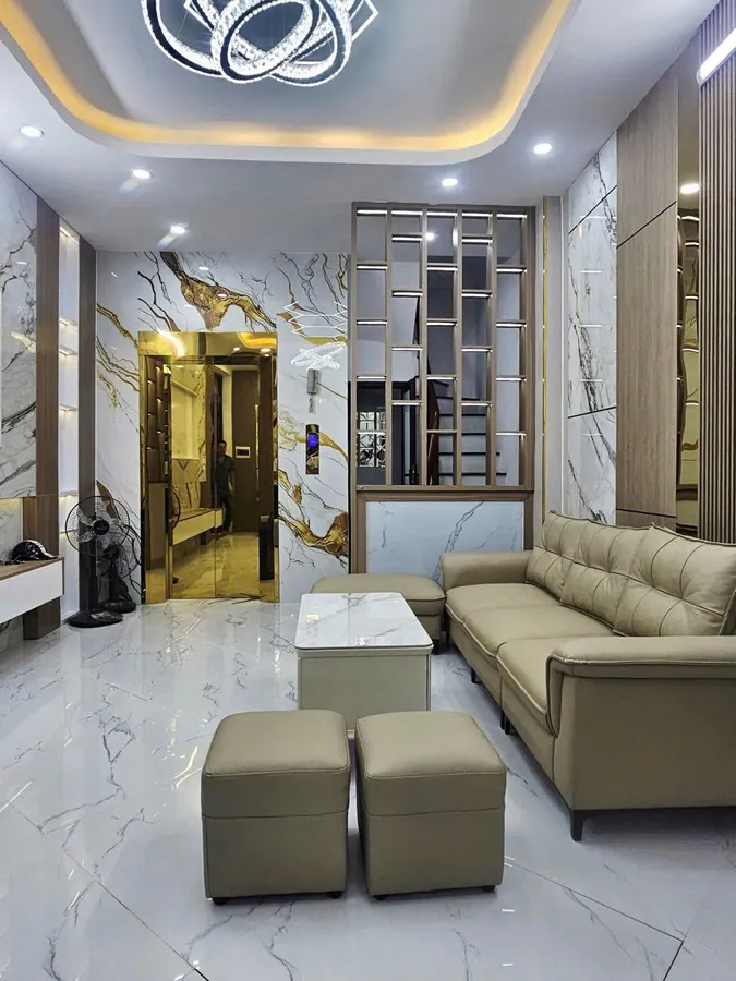 NHÀ 7 TẦNG THANG MÁY THIẾT KẾ HIỆN ĐẠI. FULL NỘI THẤT Ô TÔ ĐỖ CỔNG. NGÕ THÔNG. PHỐ TRẦN HỮU TƯỚC