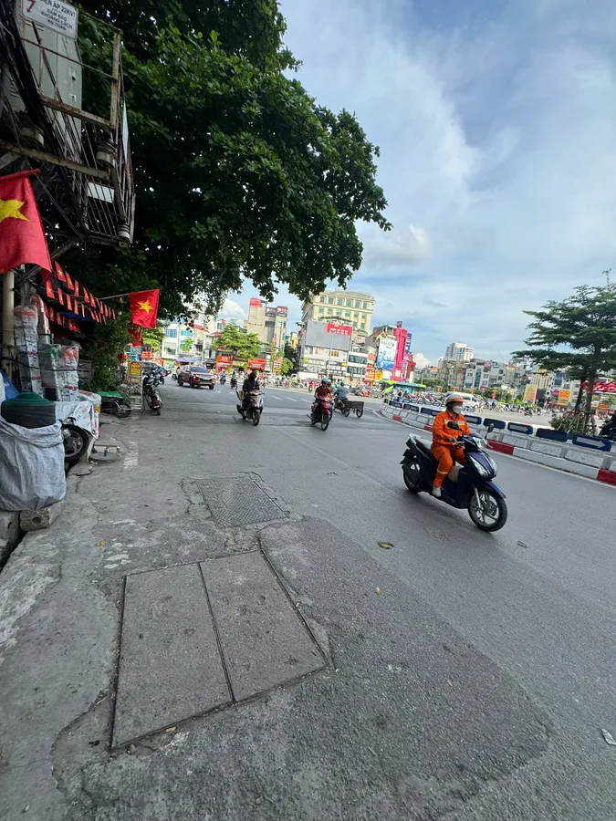 ❌❌❌ VIP ĐỐNG ĐA - MẶT PHỐ TRUNG TÂM - VỈA HÈ RỘNG - THANG MÁY XỊN - CHO THUÊ CỰC ĐỈNH.