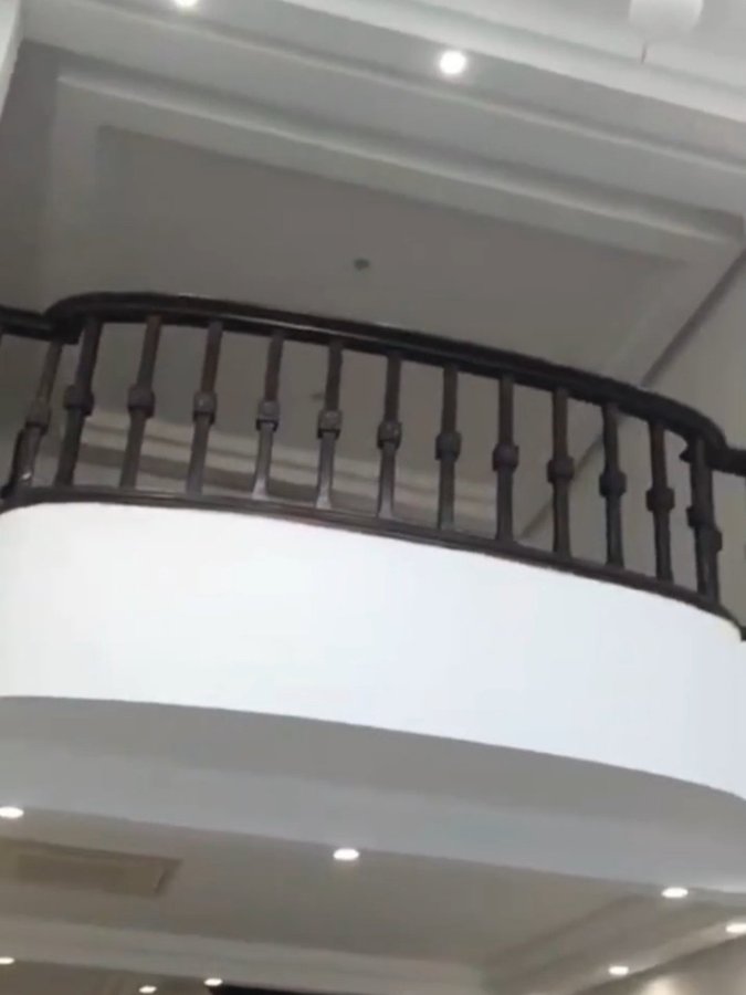 MẶT PHỐ HOÀ MÃ - 103M2 - 6 TẦNG - THANG MÁY - Ở SƯỚNG - KINH DOANH ĐỈNH