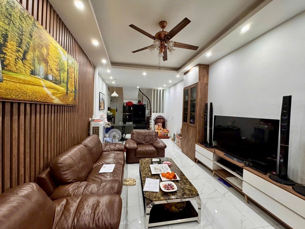 NGÕ THỔ QUAN KHÂM THIÊN NHÀ ĐẸP Ở LUÔN - 1 NHÀ RA PHỐ - Ô CHỜ THANG MÁY - KCBT CHẮC CHẮN 3 NGỦ ĐỦ CÔNG NĂNG Ở LUÔN 50 M