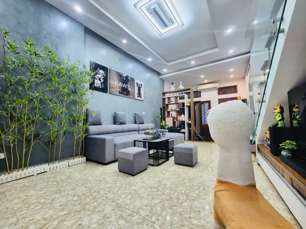 2' đi bộ ra phố đi bộ Trần Nhân Tông- Trung tâm Đống Đa- Tiện đi lại- Gần mặt phố-Ở sướng
