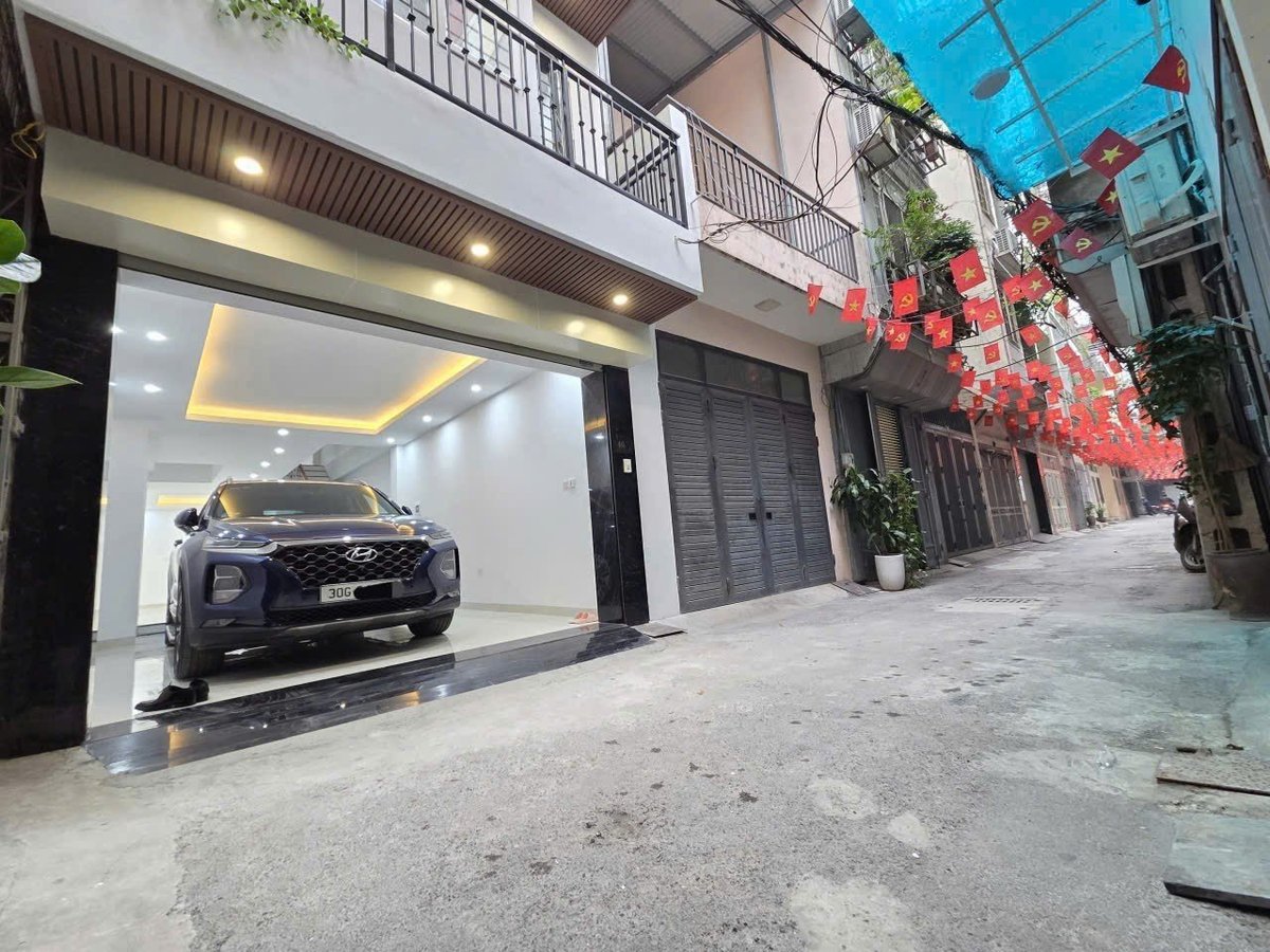 Phố Vip Lê Trọng Tấn- Oto ngủ trong nhà-Khu vực dân trí cao- Vị trí vàng của Quận Thanh Xuân