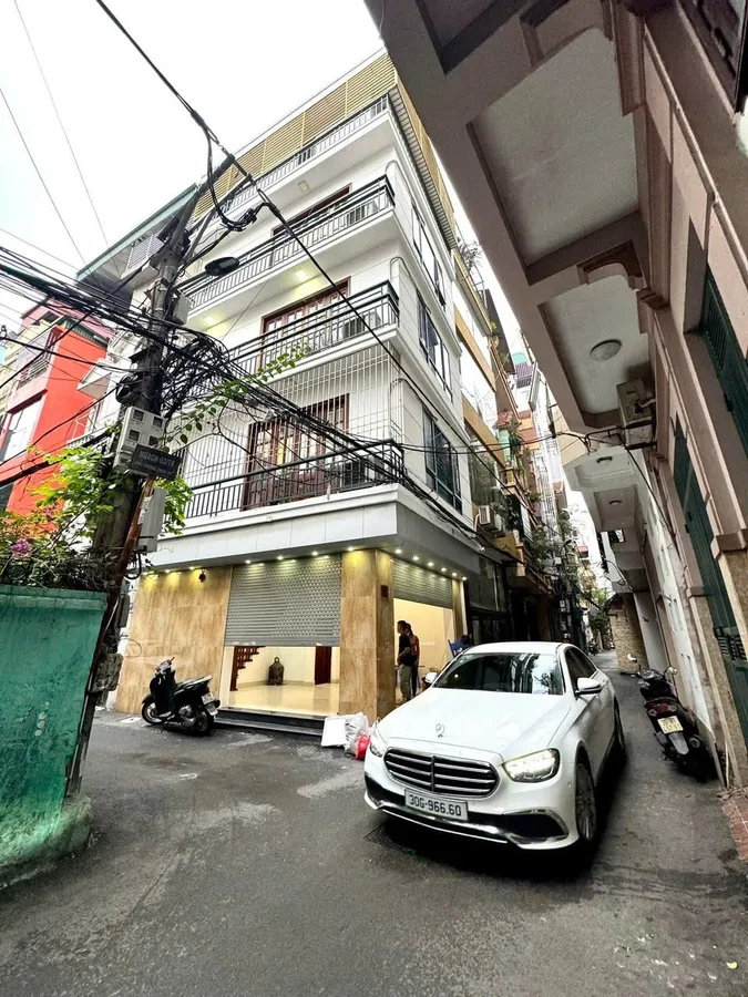 BÁN NHÀ TRUNG TÂM QUẬN THANH XUÂN - KHU VỰC ĐẸP NHẤT PHỐ.