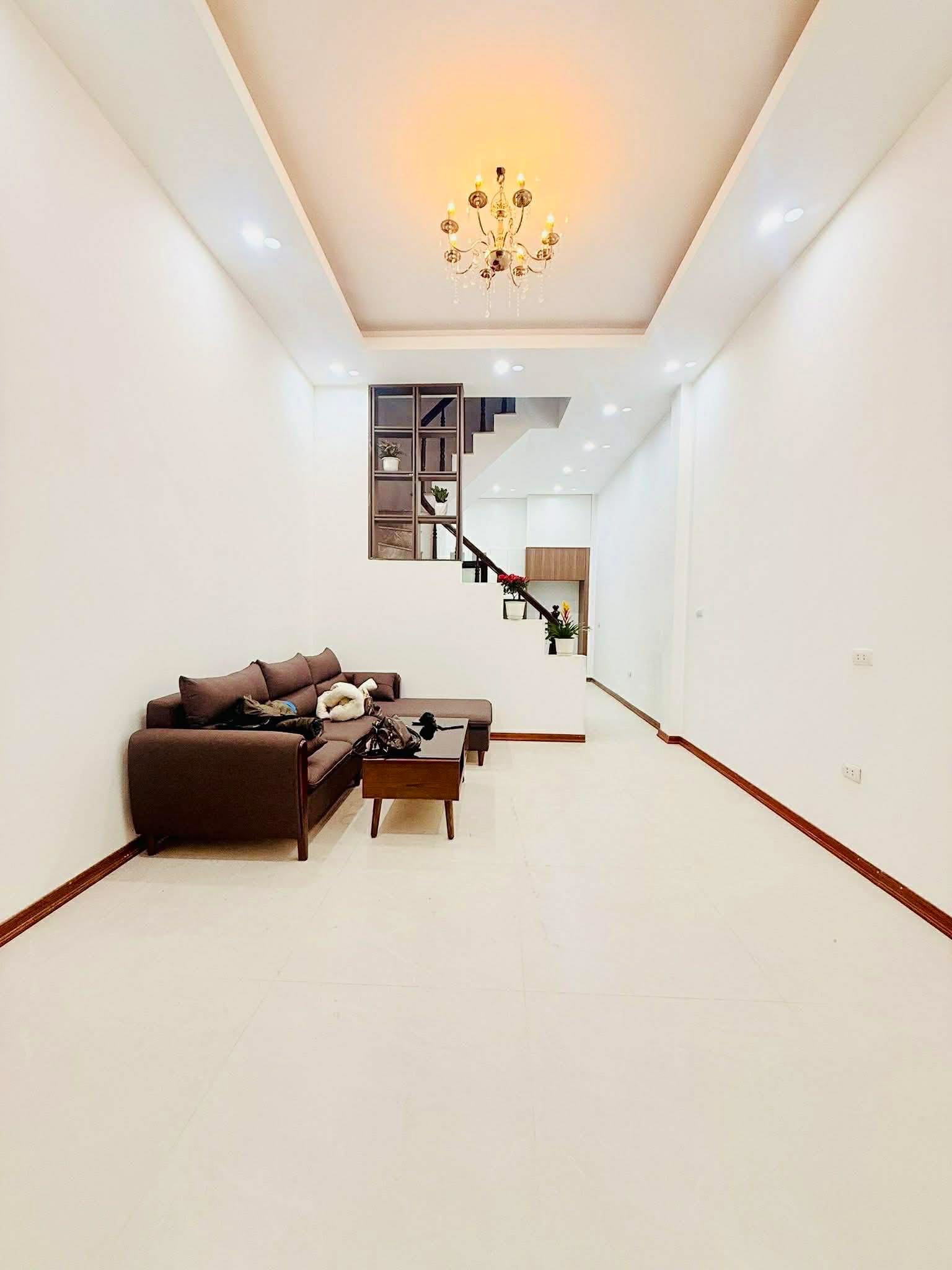 BÁN NHÀ LẠC TRUNG MẠC THỊ BƯỞI HAI BÀ TRƯNG - 41M 4T MT 3.7M - NGÕ NÔNG GẦN PHỐ GẦN TIMES CITY NHÀ ĐẸP Ở NGAY