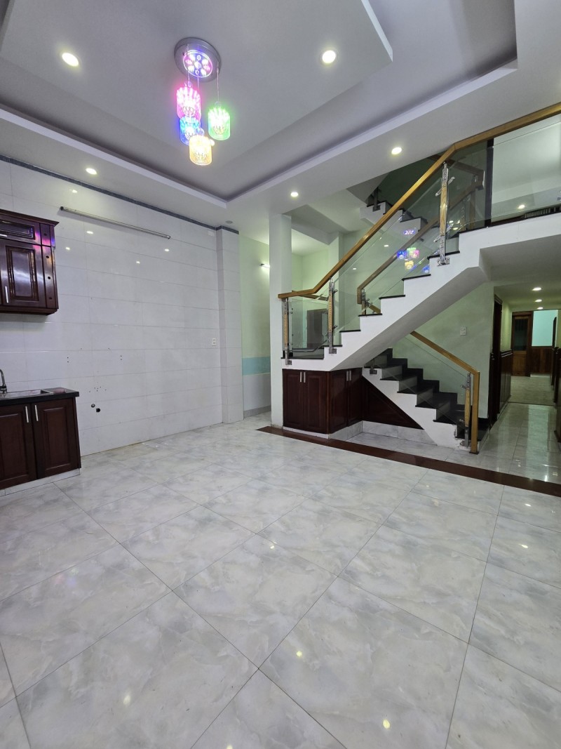 ♥ Kiệt 3m Thẳng thông ra MT Lê Độ, gần AeonMall, Công Viên, 100m2, 3 tầng, 5.x tỷ