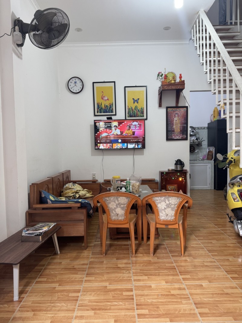 ♣ Nhà K408 Trưng Nữ Vương, 30m2, 2 tầng 2PN 2WC, 2.1 tỷ