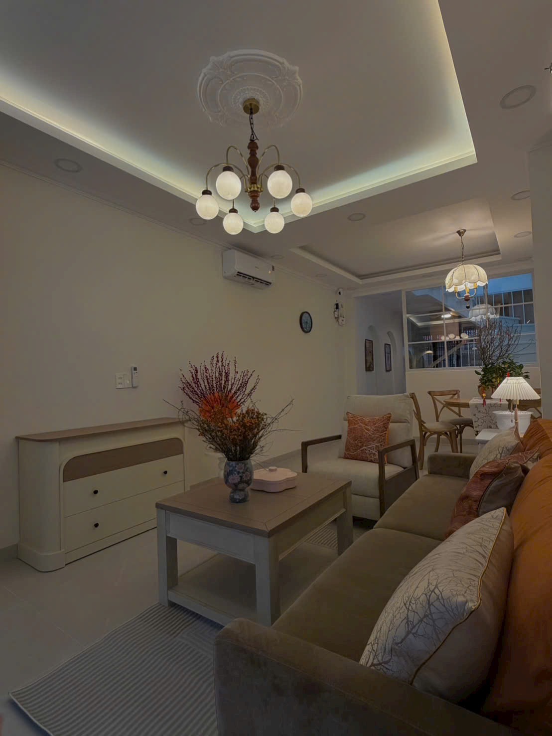 BÁN NHÀ TRUNG TÂM QUẬN 10 – FULL NỘI THẤT