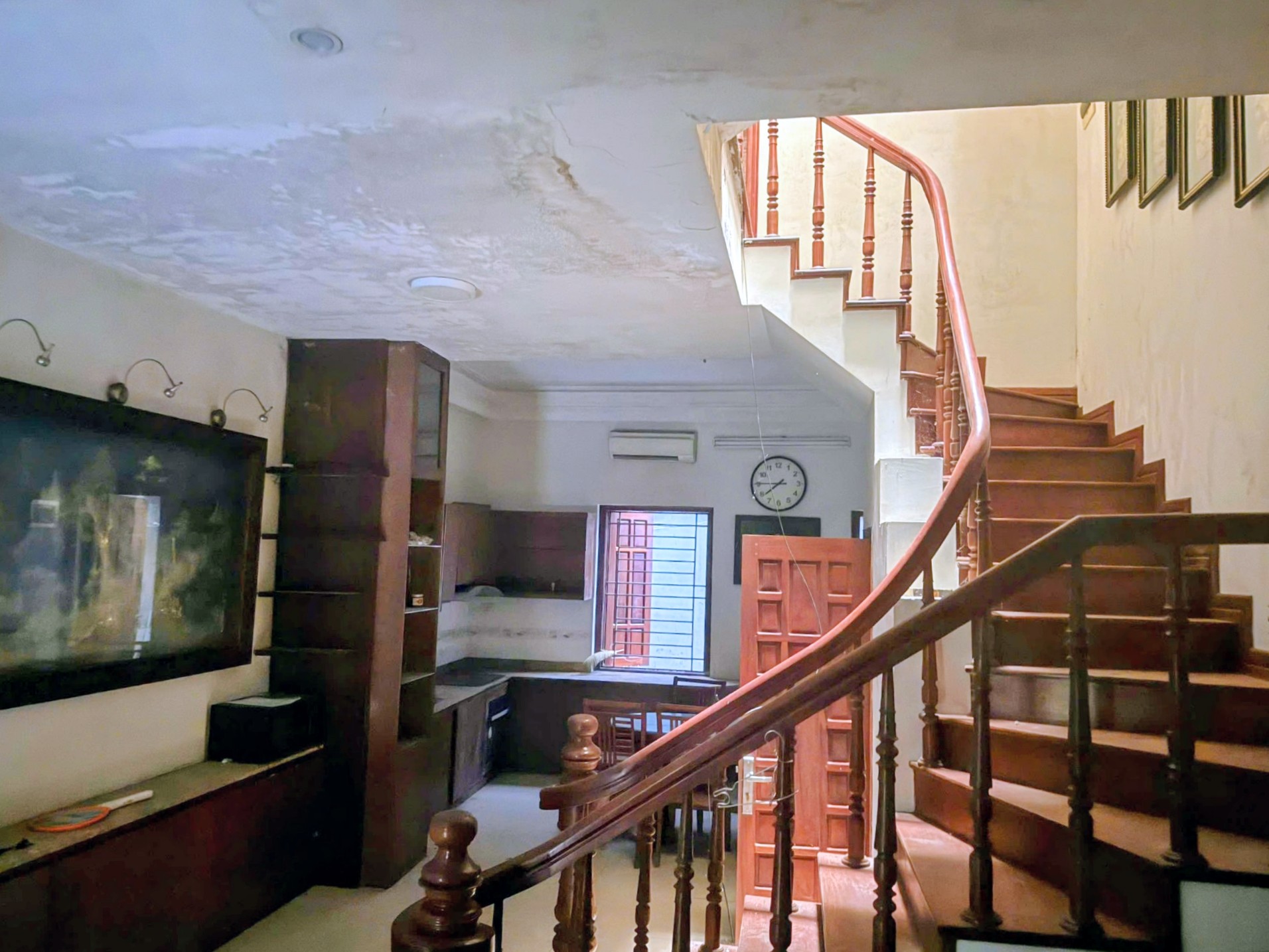 NHÀ DÂN XÂY PHỐ BẠCH ĐẰNG – GẦN CẦU TRẦN HƯNG ĐẠO – 4 TẦNG KIÊN CỐ – Ô TÔ ĐỖ CỬA 30M RA MẶT PHỐ - 51M²*4, MT 4.8M – GIÁ CHỈ 13,8 TỶ!