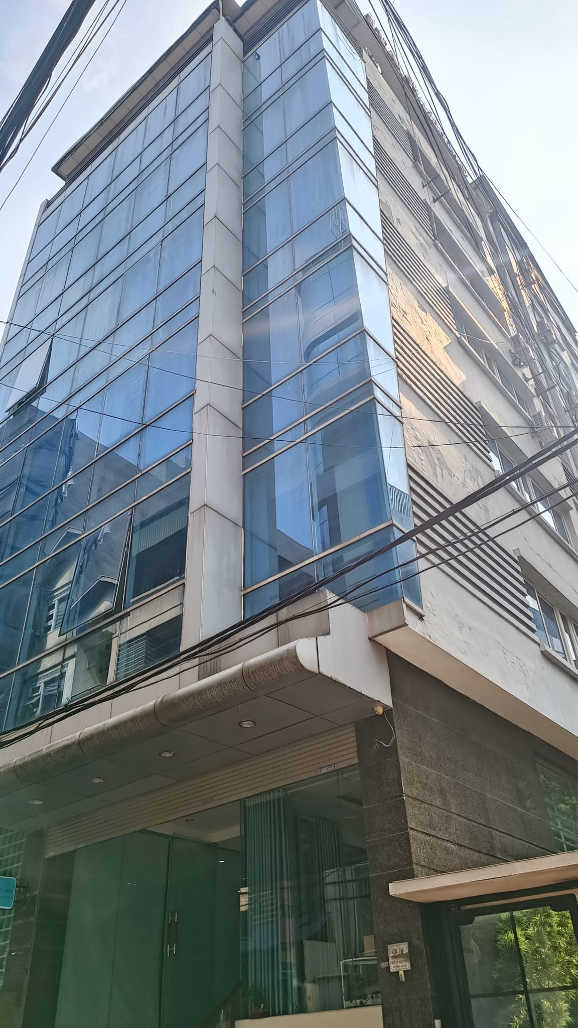 Bán nhà mặt phố Liễu Giai, quận Ba Đình, vị trí dắc địa, 3 thoáng, 96m, mặt tiền 9m, 9 tầng, đẹp, hiện đại, dòng tiền cao