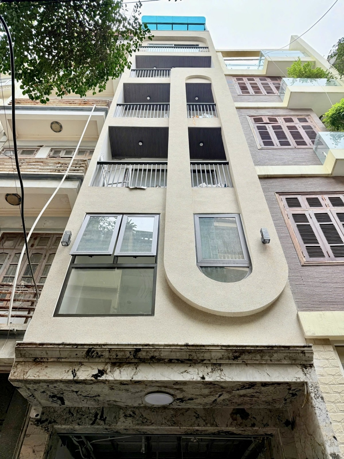 Phân Lô Ô tô Trung Kính, Cầu Giấy; 53m x 7 Tầng Thang máy, Gara Ô tô, 2 Thoáng, 29,5 Tỷ
