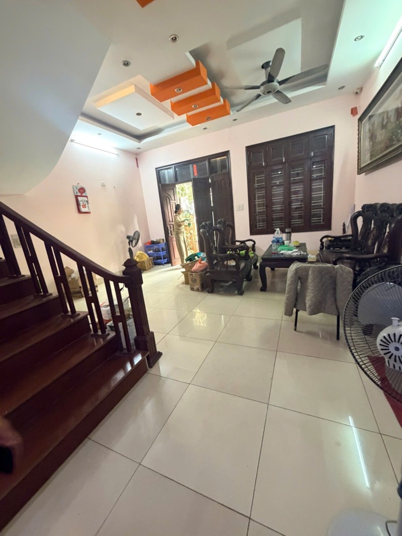BÁN NHÀ THẠCH BÀN – LONG BIÊN 82M² MẶT TIỀN 8.1M NGÕ THÔNG GIÁ 16.9 TỶ