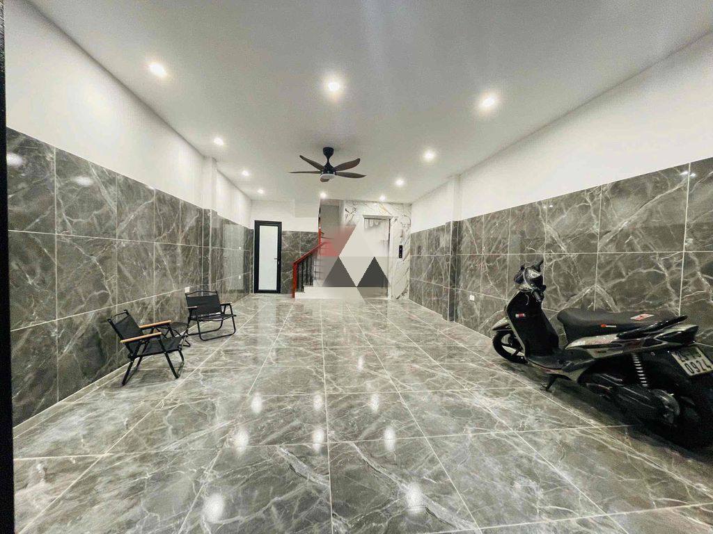 Cho thuê nhà An Dương 45m2 x 6 tầng - 4 phòng - 5vs - 22 triệu.
