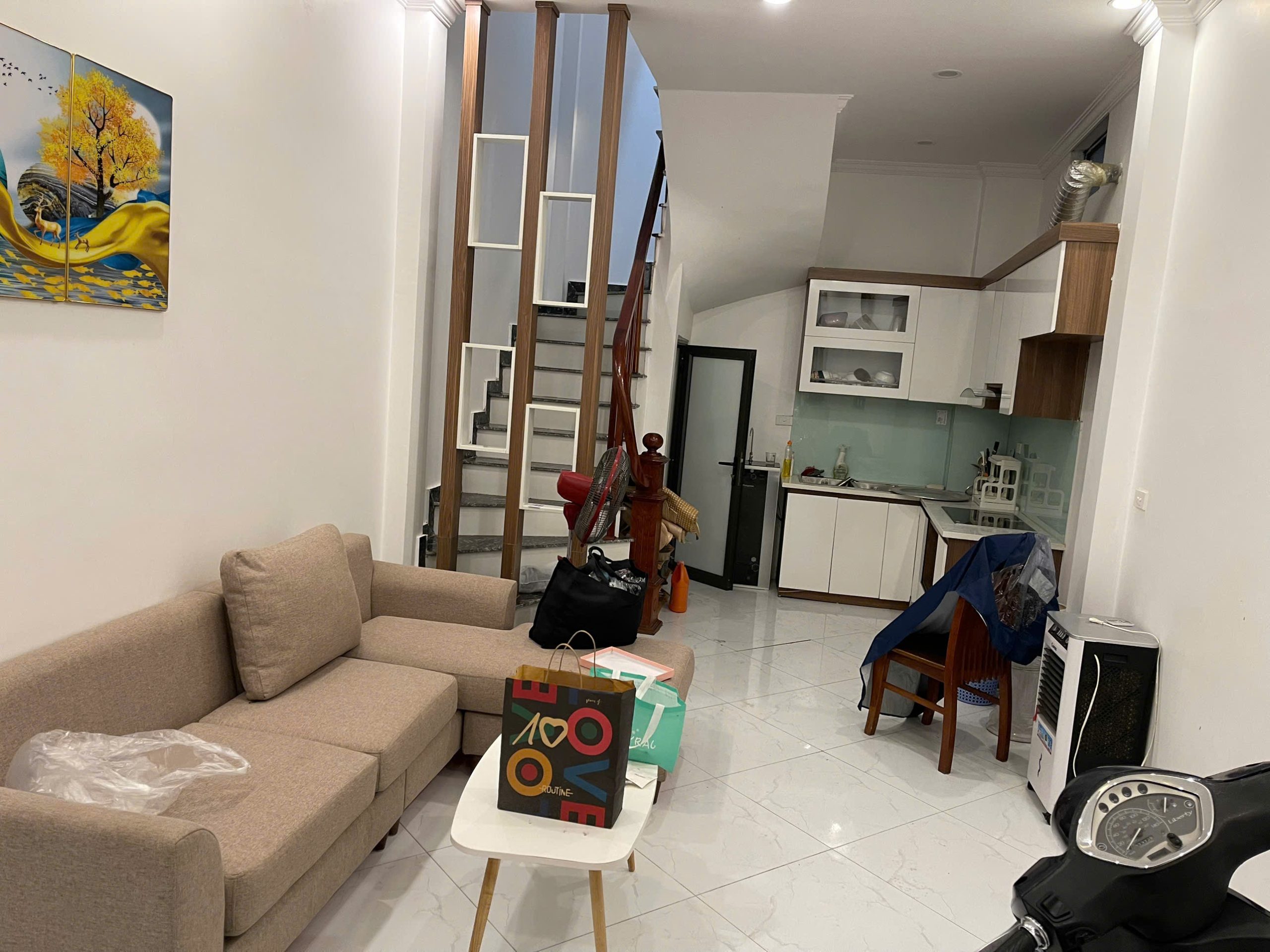 Cần cho thuê nhà nguyên căn ngõ 96 Đại Từ, 35m2 x 5 tầng, 3 ngủ khép kín, 12 triệu/tháng