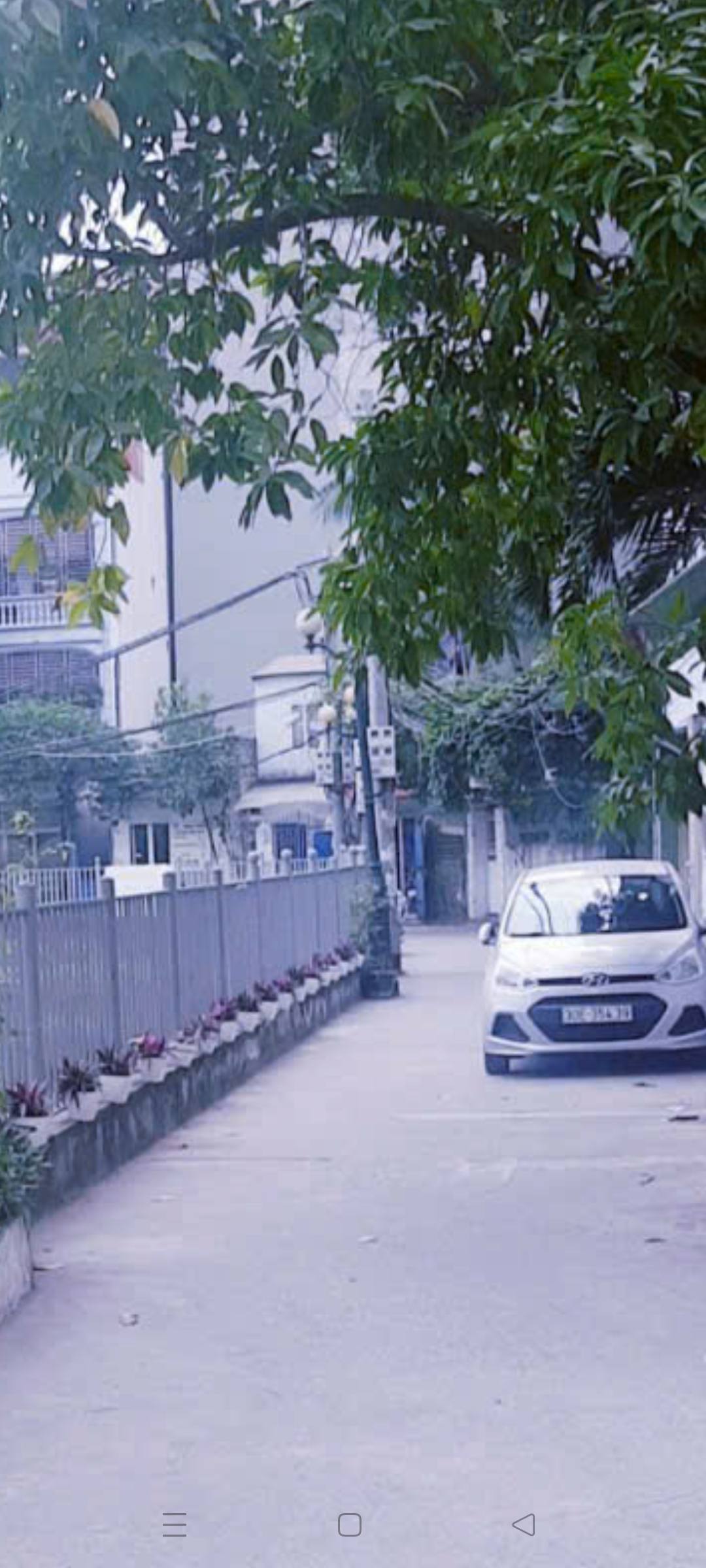 Cho thuê nhà gần ngõ 90 Giáp Bát, 45m² x 4 tầng, lô góc 3 mặt thoáng, 16.5 triệu