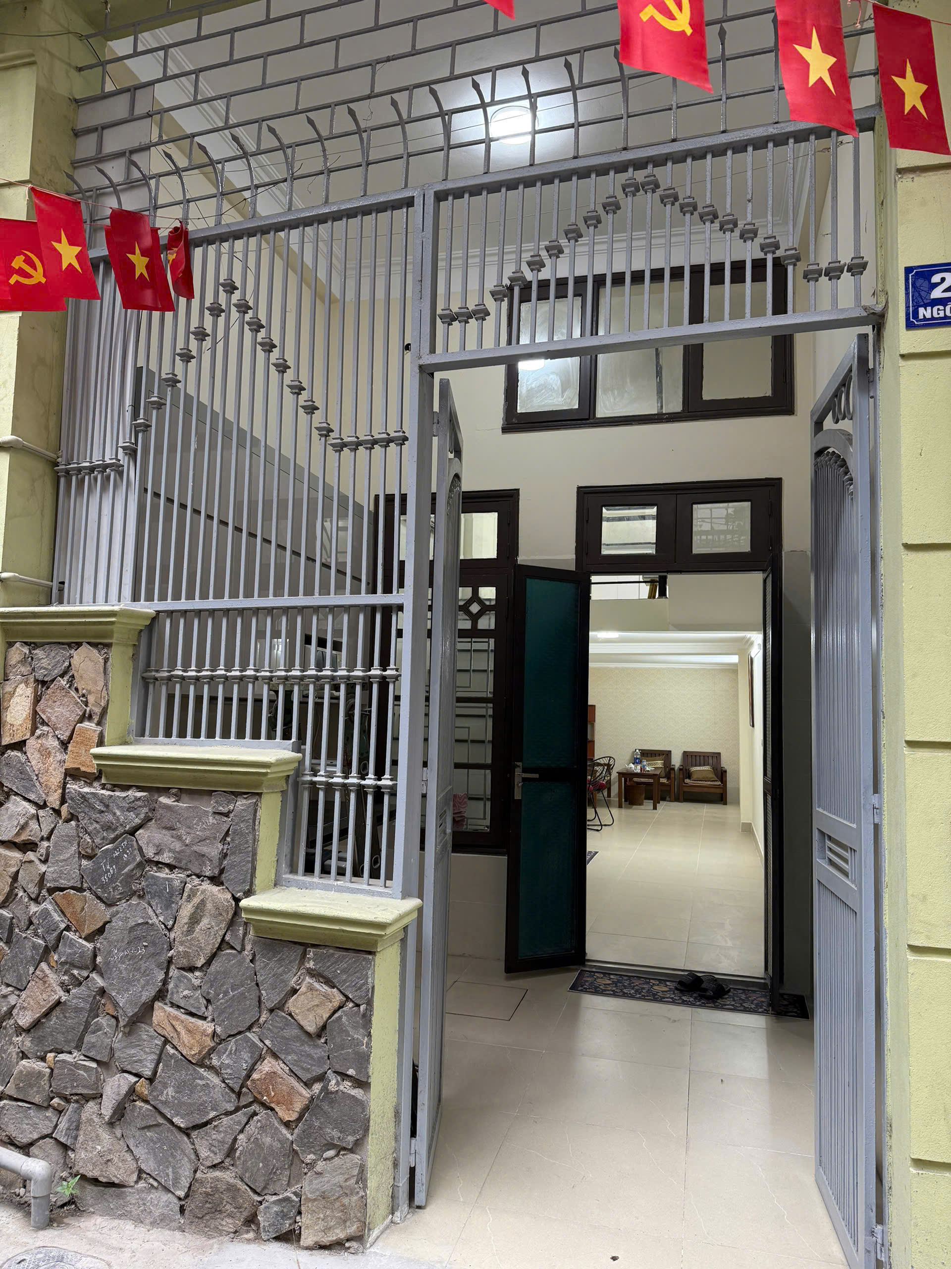 Cho thuê nhà riêng ngõ 512 Hoàng Hoa Thám 62m² × 2 tầng 8.5 triệu vào ngay