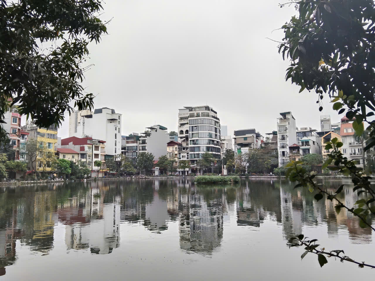 BÁN NHÀ ĐỘI CẤN – BA ĐÌNH– VIEW HỒ ĐẦM TRÒN– 120M– 6 TẦNG– Ô TÔ– KINH DOANH ĐỈNH.