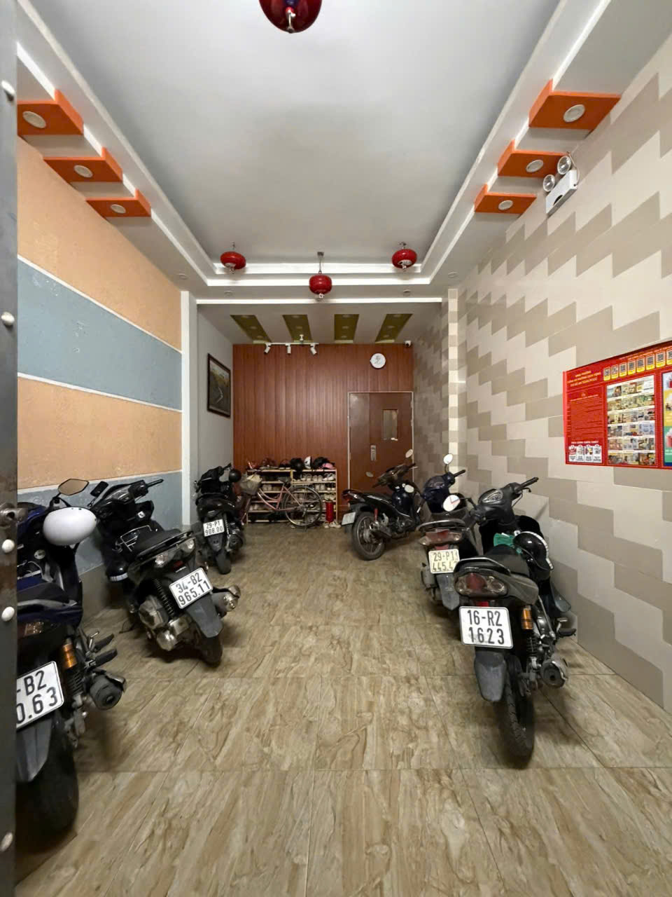 TÒA CĂN HỘ CHO THUÊ KHÚC THỪA DỤ – 8 PHÒNG, DÒNG TIỀN 42TR/THÁNG, 22 TỶ