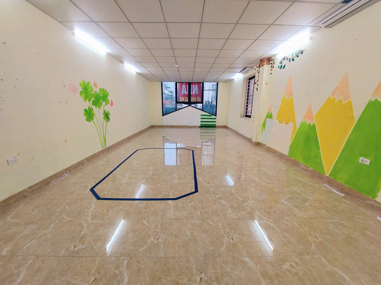 CHO THUÊ NHÀ MẶT PHỐ NGUYỄN VĂN TRỖI – 7 TẦNG – VIEW KÍNH – LINH HOẠT DIỆN TÍCH