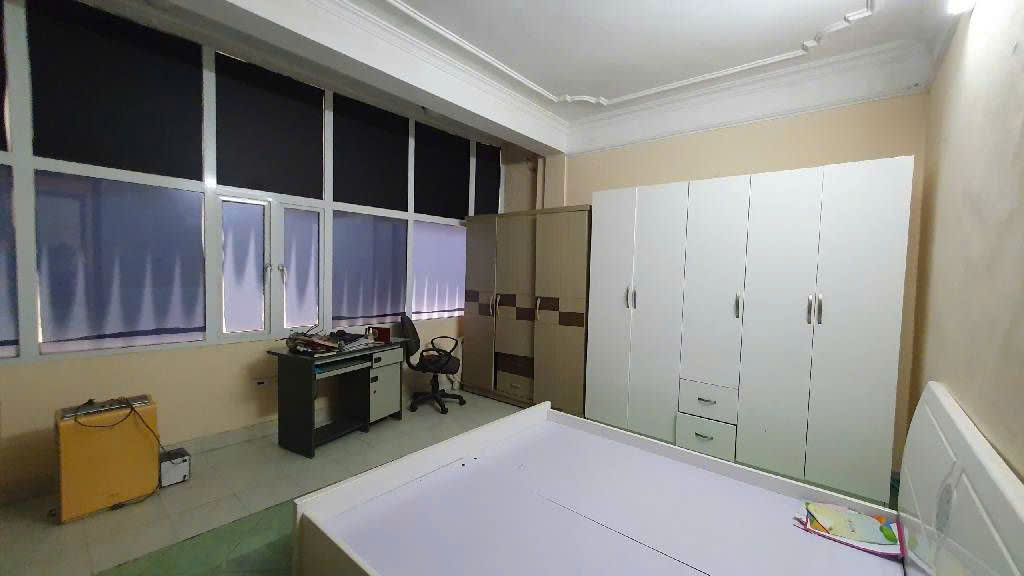 Bán 48M vĩnh tuy tặng nhà lô góc ô tô lùi cửa hai bà trưng