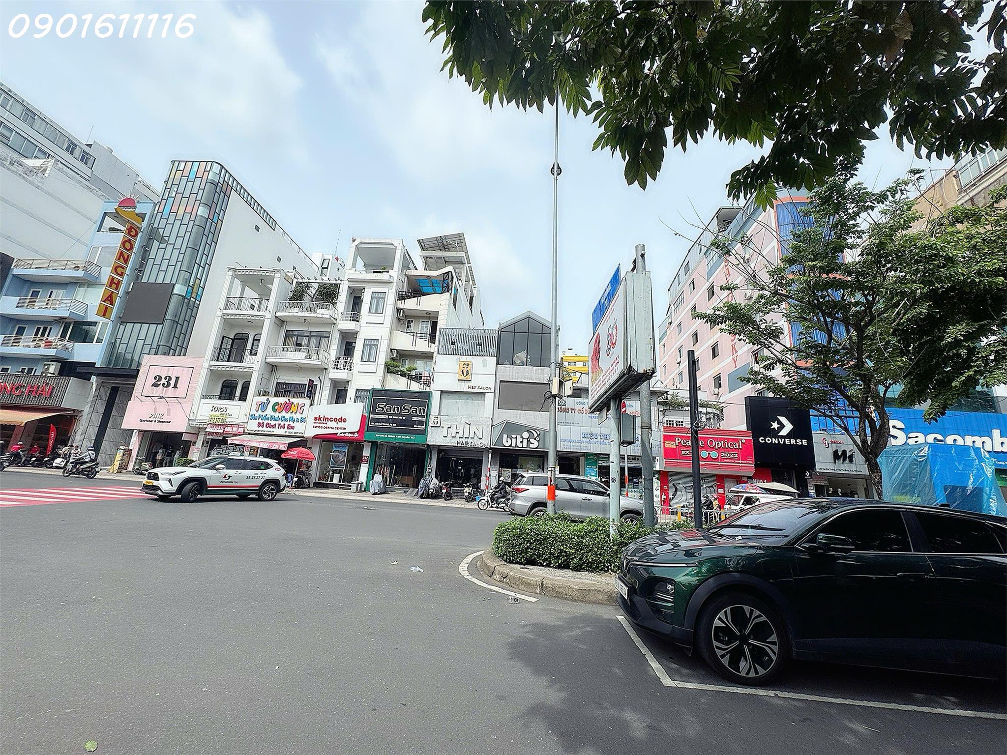 BÁN NHÀ 4 TẦNG - MẶT TIỀN KINH DOANH Đ.HAI BÀ TRƯNG, Q.3 - VỊ TRÍ ĐẮC ĐỊA KINH DOANH ĐỈNH * Liên hệ GIANG GIANG: